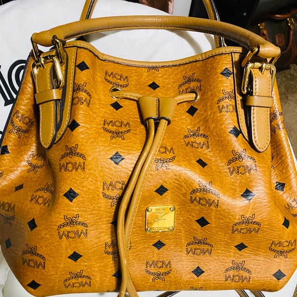Pre-owned MCM Visetos Bucket Bag - Picture 2 of 7